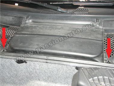 Habillage AVANT - fixation cache batterie # Boxster
