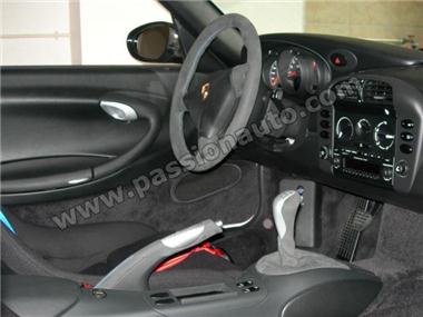 Volant alcantara/bleu 3 branches sans airbag # 996