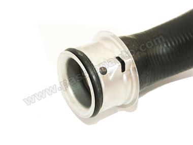 Durite d´eau sur radiateur Gauche (forme L) # 997 GT2 2007