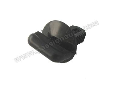 Habillage AVANT - fixation cache batterie # Boxster