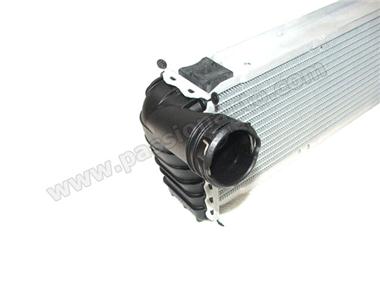 Radiateur eau CENTRE # Cayman S 06-12 TIPTRONIC ou PDK [PORSCHE ORIGINE]