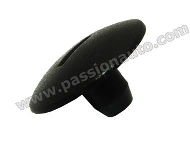 Bouton fixation moquette conducteur + passager # 928 84-95