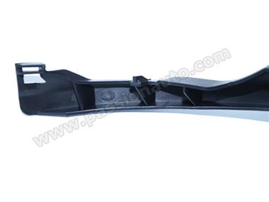 Support gauche de parechoc AVANT # 996 c2-c4 02-05