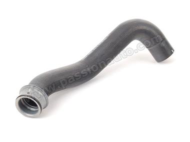Durite d´eau en bas (retour) du radiateur AVG # 996 4s et turbo 01-05
