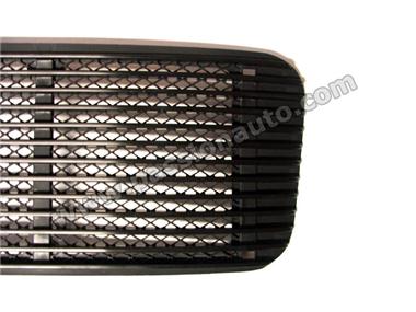 Grille de capot ARRIERE # 911 74-89