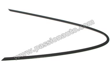 Moulure NOIRE haut+bas (arriere) custode - Droite # 911 80-94