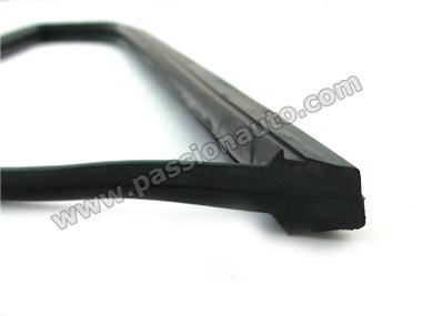 Joint de vitre de deflecteur fixe D. # 993