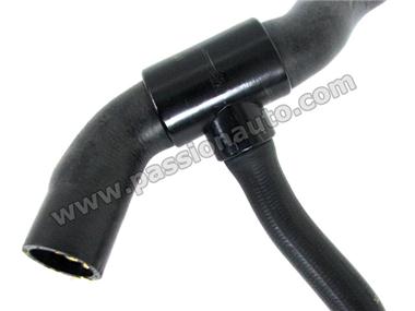 Durite d´eau en bas (retour) du radiateur AVD # 996 c2-c4 tiptronic (sf 4s) - 996gt3
